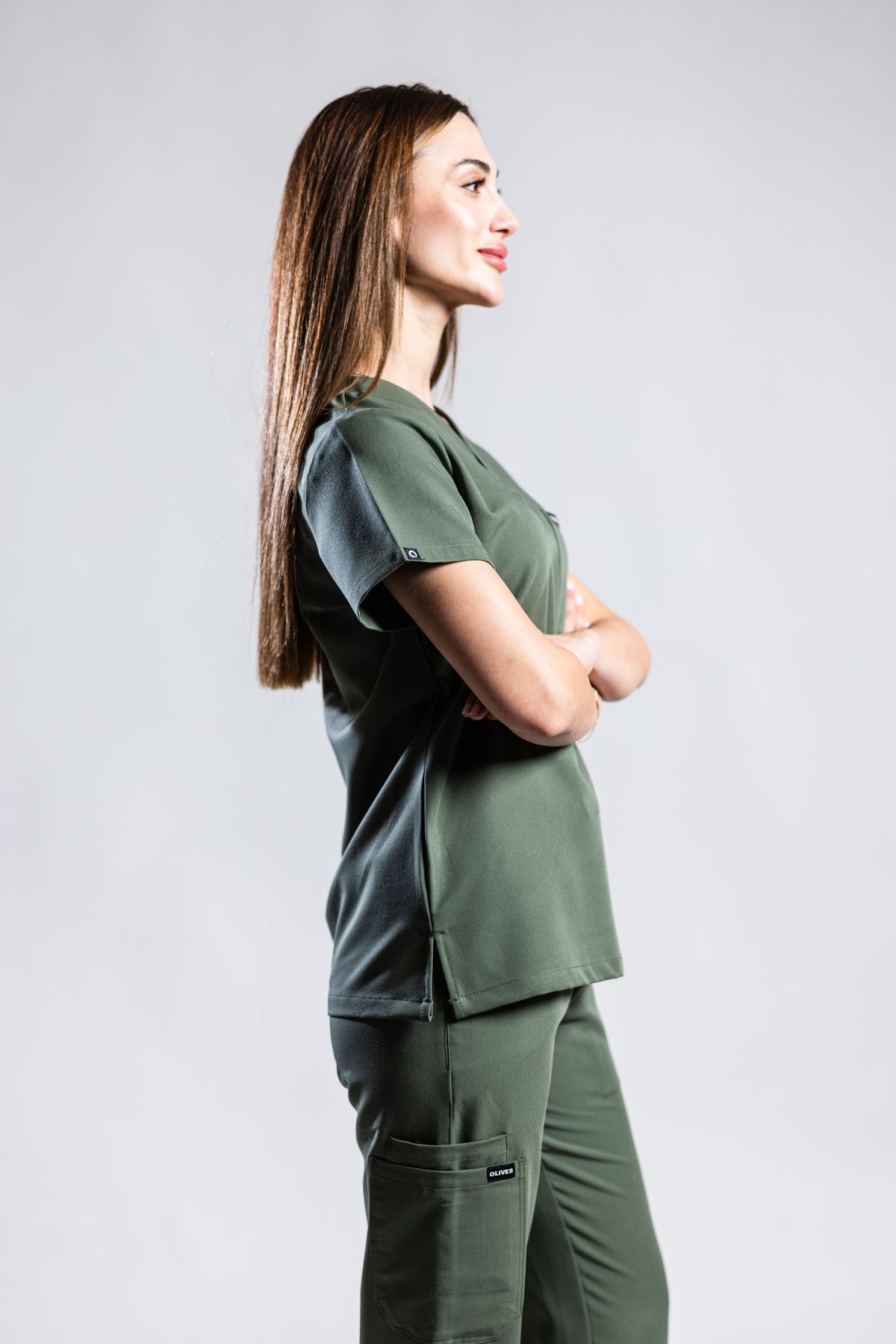 OLIVES Women's Scrub Set